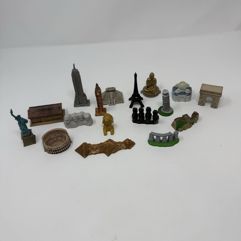 SAFARI LTD MINI Around The World Figurines Toy Of Landmarks 17 pieces